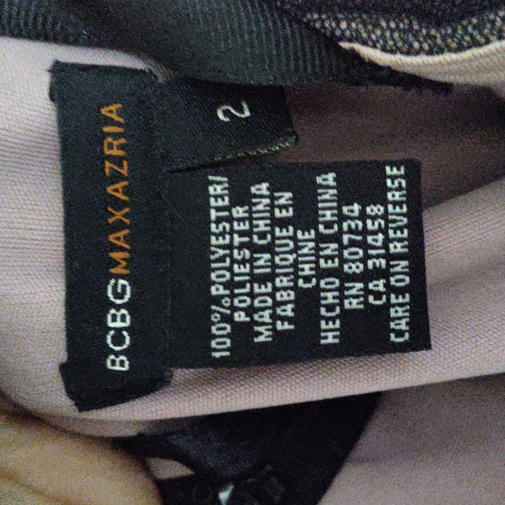 Dress - Picture 9 of 9
